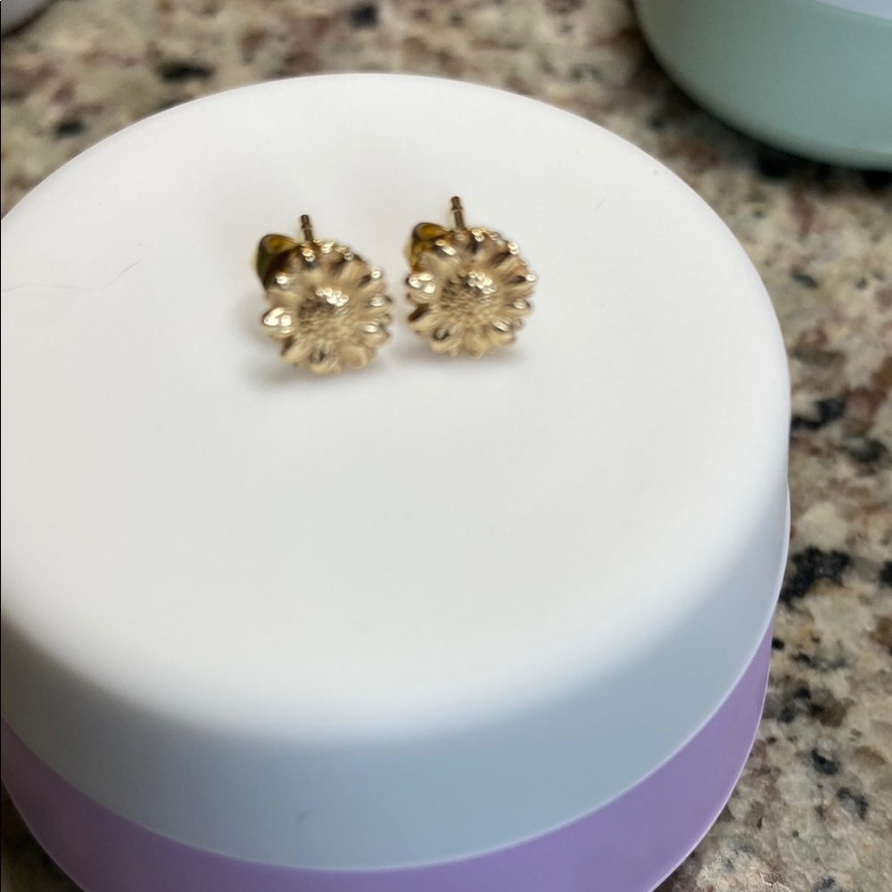 Gold Flower Stud Earrings